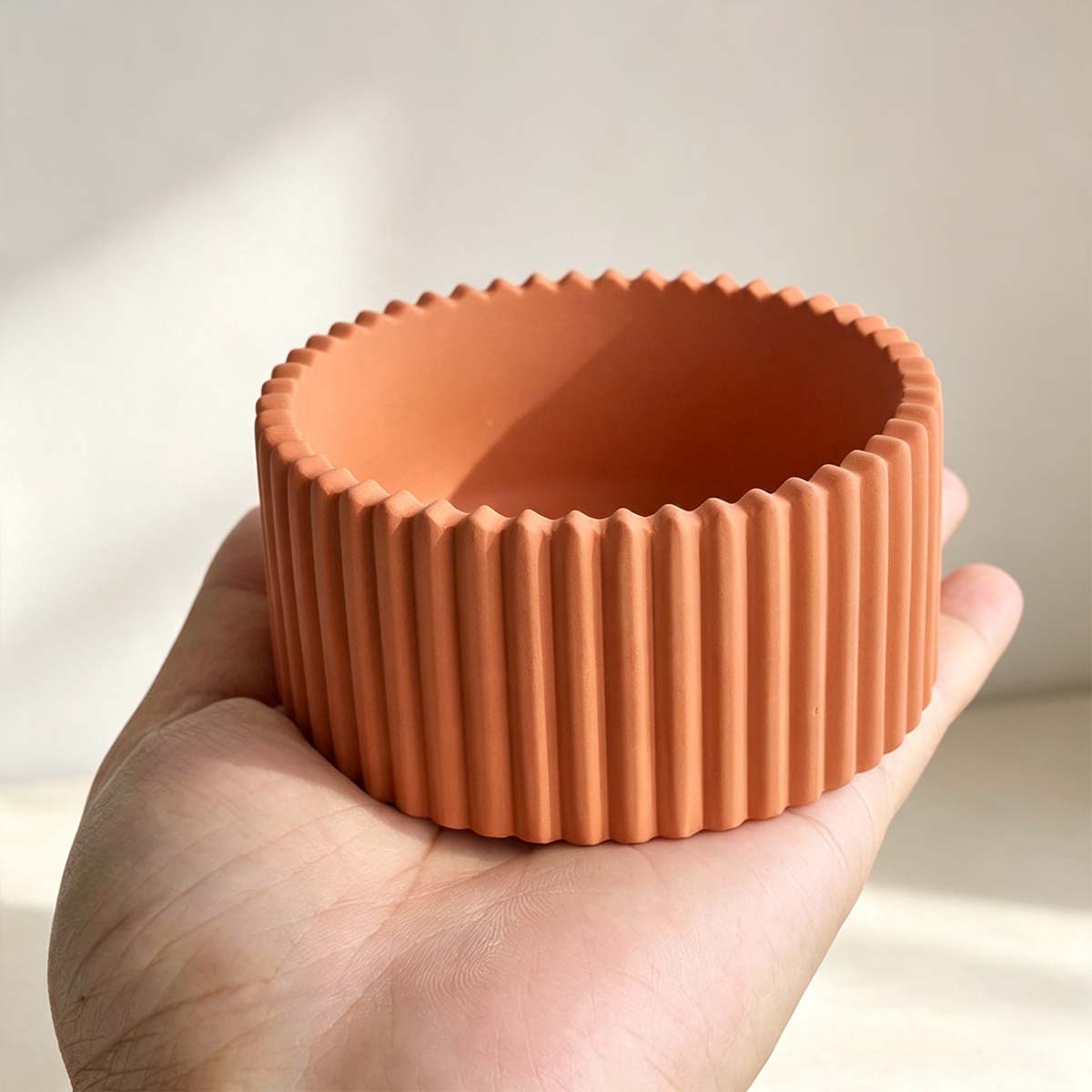 Ronde gestreepte kaarsenhouder - Potsticker Mold recensie en prijs